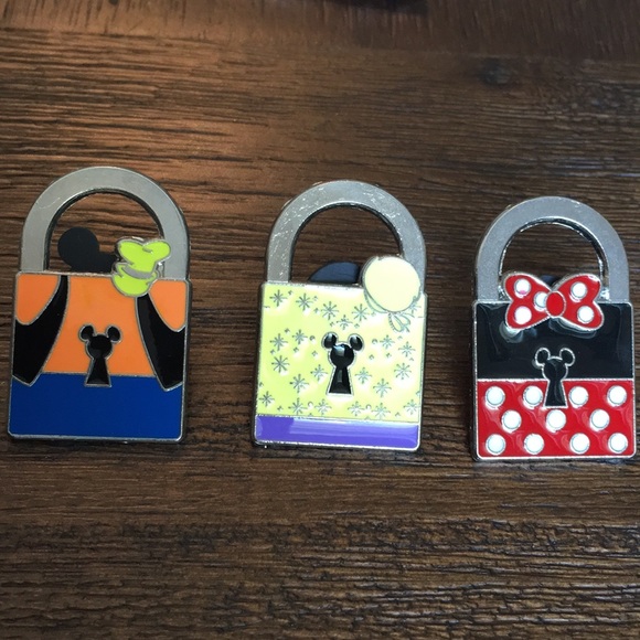 Disney Limited Release trading Pins - Picture 2 of 5
